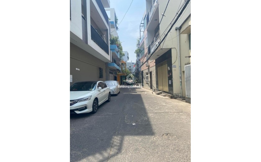 Bán nhà 3 tầng, 116m2, HXH đường Số 10 Linh Chiểu, Thủ Đức. 11PN, SH, 8.59 tỷ. LH: 0933125879