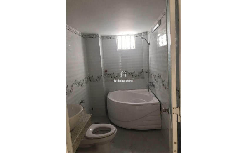 Bán nhà mặt phố 4 tầng, 90m2 đường KDC Nam Long, Phước Long B, Q.9. Sổ hồng, 5PN, giá 11.35  tỷ