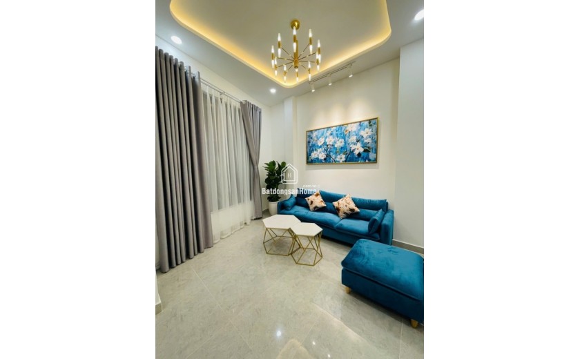 Bán nhà Tô Ngọc Vân, Linh Tây, Thủ Đức, 68m2, 4 tầng, 5PN, SH, 8,05 tỷ. LH: 0933125879