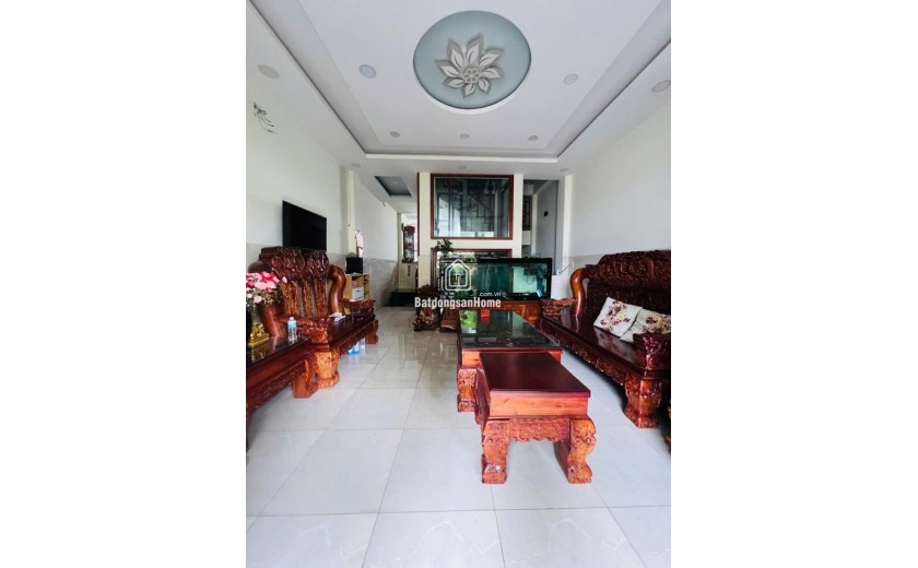 Bán nhà hẻm 24 Linh Đông, Thủ Đức. 5x20m, 3 tầng, 5PN, SH, 11.25  tỷ. LH: 0933125879