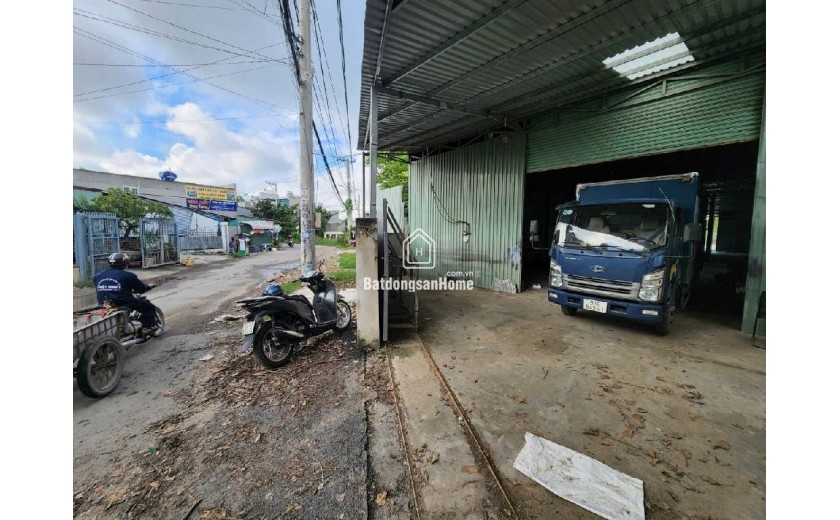 Măt Tiền Thanh Xuân 22, Q.12, 700m2, 2PN, giá tốt 10.3 tỷ. LH: 0938552448