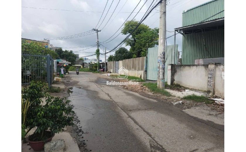 Măt Tiền Thanh Xuân 22, Q.12, 700m2, 2PN, giá tốt 10.3 tỷ. LH: 0938552448