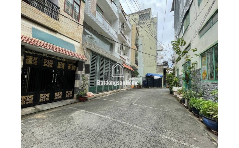 Bán nhà 72m2, Ngang 10.5m - Hẻm xe tải 8m Đường Nguyễn Xuân Khoát