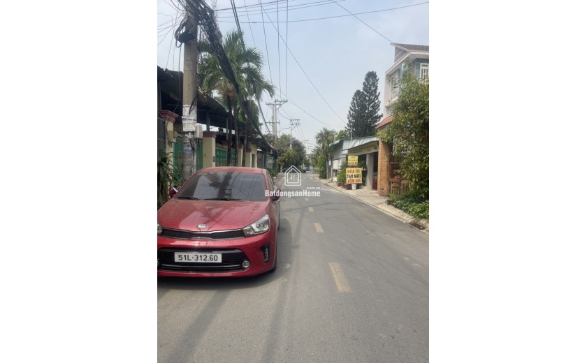 Bán nhà mặt phố Thủ Đức, đường số 9, Hiệp Bình Phước, DT 105m2, 2PN, sổ hồng, giá 8.6 tỷ.
