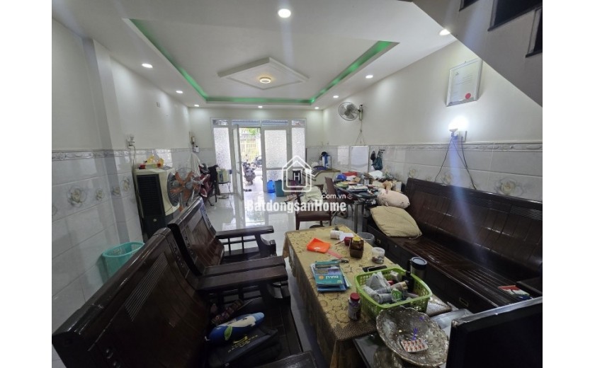 Bán nhà riêng 2 tầng, 4PN đường Số 2, Tăng Nhơn Phú B, Q.9. DT 82m2, SHR, 6.35  tỷ. LH: 0933125879