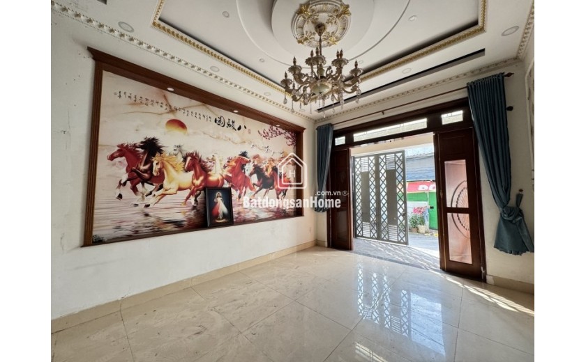 Bán nhà 4 tầng Trường Thọ, Thủ Đức, hẻm Số 2, 56m2, 4PN, SH, 7.65  tỷ. LH: 0933125879