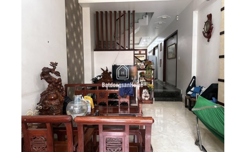 Bán nhà 105m2 Ngang 4.5m - Hẻm xe tải 8m Đường Phạm Quý Thích, Tân Phú