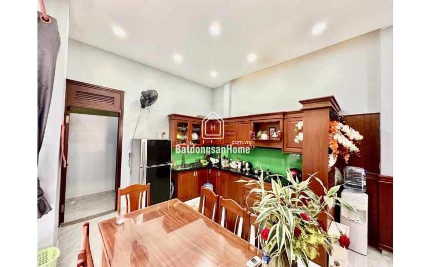 Bán nhà 85m2 Ngang 4.2m - Đường 20m Đỗ Nhuận - Tân Phú