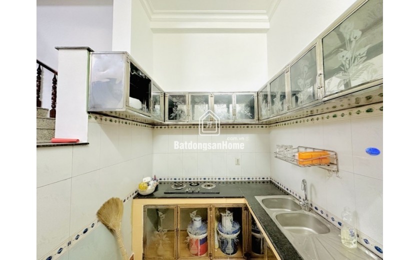 Bán nhà 82m2 - Hẻm xe tải 6m Đương Thạch Lam - Tân Phú