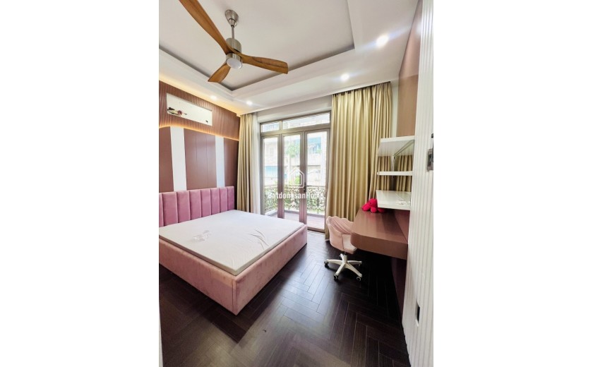 Bán nhà hẻm xe tải 13m Đường Độc Lập - 60m2 (4 x 15)m - 4 tầng - 9 tỷ 6