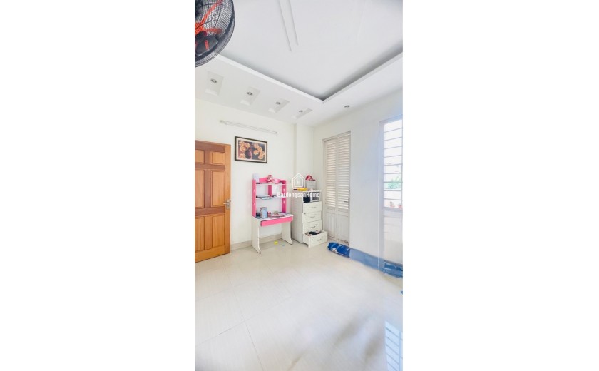 Bán nhà hẻm xe hơi 5m Đường Dương Văn Dương - 52m2 (4 x 13)m - 180m2 Sàn