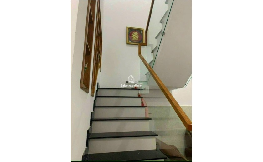 Bán nhà hẻm xe hơi 5m Đường Thạch Lam – 67m² – 6,4 tỷ