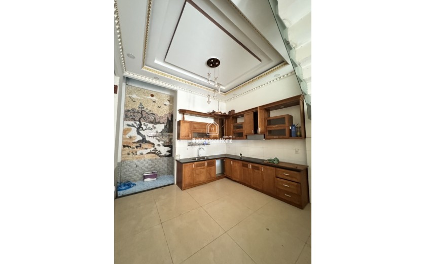 Bán nhà 4 tầng Trường Thọ, Thủ Đức, hẻm Số 2, 56m2, 4PN, SH, 7.65  tỷ. LH: 0933125879