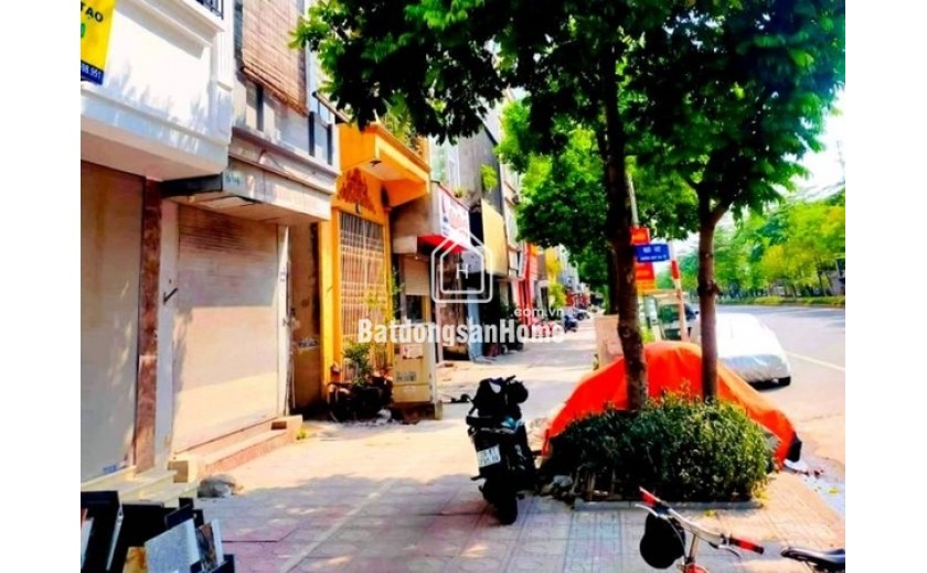 Hiếm!nhà mặt phố Ngô Gia Tự,vỉa hè đá bóng,contener tránh nhau,90M, MT 4.5M,KD,nhỉnh 28 tỷ