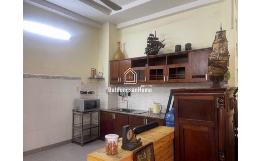 Bán nhà trong ngõ 3 tầng, 10PN đường Hữu Nghị, Bình Thọ, Thủ Đức. DT 168m2, sổ đỏ, giá 7.95  tỷ. LH: 0933125879