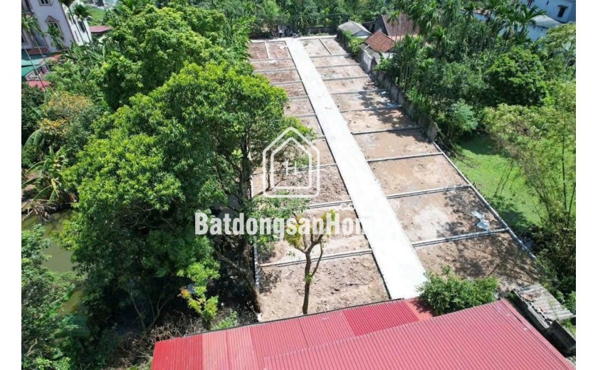 Siêu Phẩm - Đường  Ô Tô 7 Chỗ Đỗ cửa thông tứ tung