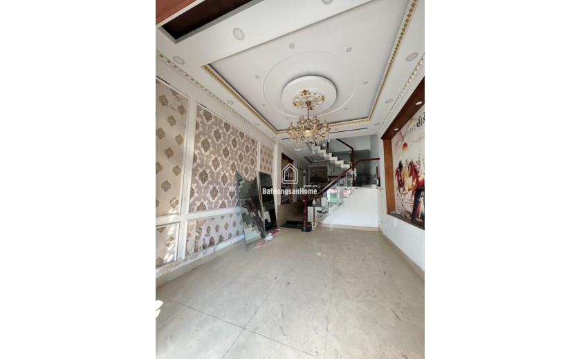 Bán nhà 4 tầng Trường Thọ, Thủ Đức, hẻm Số 2, 56m2, 4PN, SH, 7.65  tỷ. LH: 0933125879