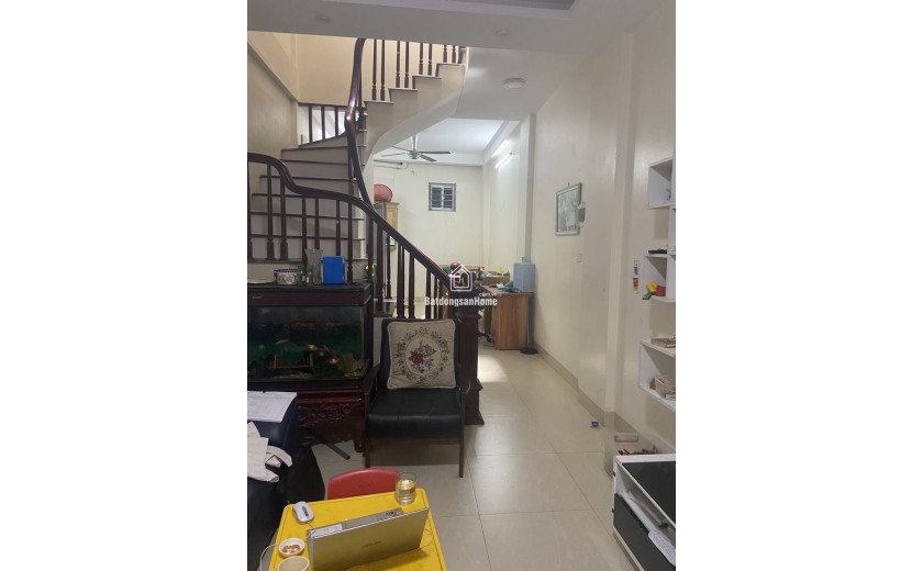 Bán nhà 3 tầng, dân xây chắc chắn diện tích 40m2 gần nhà văn hóa số 1 Phú Mỹ
