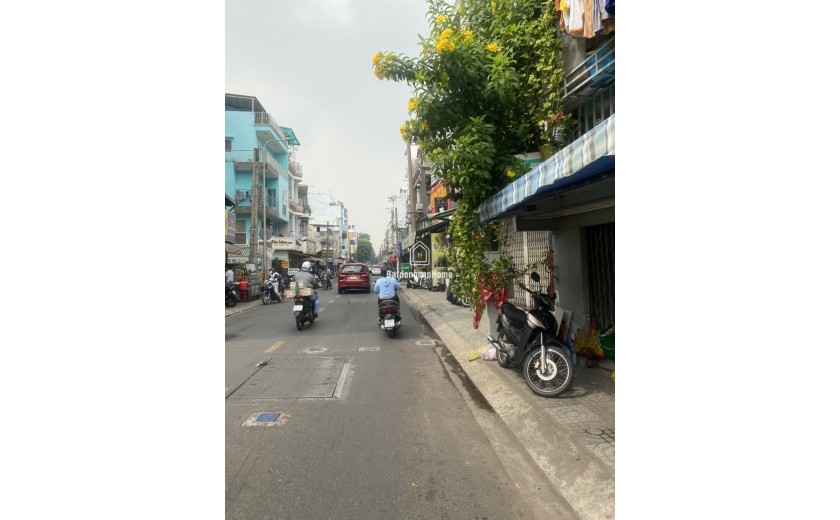 **+Bán Căn Góc 2 Mặt Tiền Số 46 Hòa Hưng Quận 10-Nhà mới đẹp dọn vào ở, KD liền!!