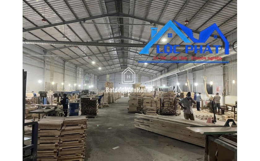 bán xưởng phường Phước Tân 5.000m2 chỉ 15 tỷ