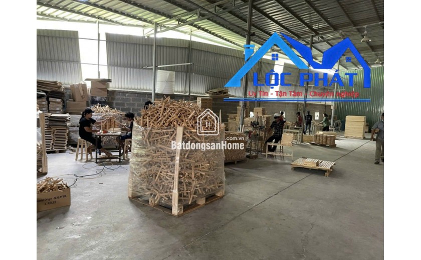 bán xưởng phường Phước Tân 5.000m2 chỉ 15 tỷ