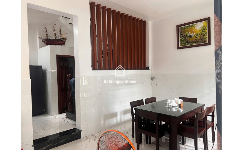 NHÀ ĐẸP QUẬN 8 – P16 -NGANG KHỦNG 8,12M – GIÁ CHỈ 8 TỶ 250 -1 TRỆT 2 LẦU
