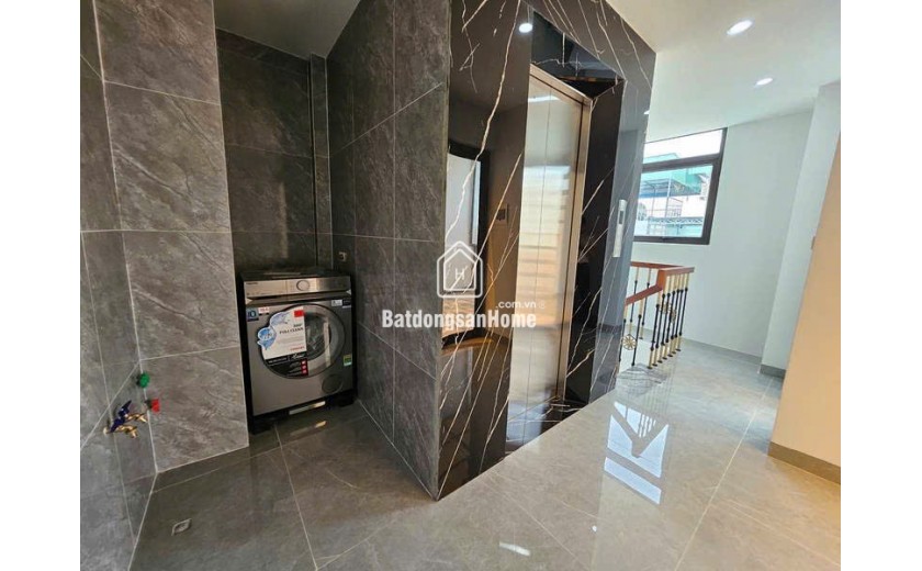 Hàng hiếm nhà Việt Hưng!mặt ngõ KD,120M,MT 5.5M,gara ô tô thang máy,giá đầu tư 16 tỷ