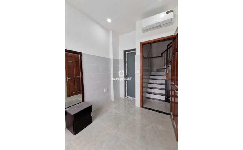 MẶT HẬU  LÊ TRỌNG TẤN, TÂN PHÚ - SỔ HỒNG RIÊNG, 6 PHÒNG ,  KHỦNG 72.7M2 - GIÁ NHỈNH  6 TỶ