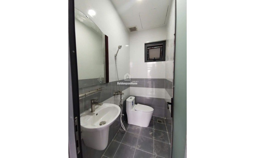 MẶT HẬU  LÊ TRỌNG TẤN, TÂN PHÚ - SỔ HỒNG RIÊNG, 6 PHÒNG ,  KHỦNG 72.7M2 - GIÁ NHỈNH  6 TỶ