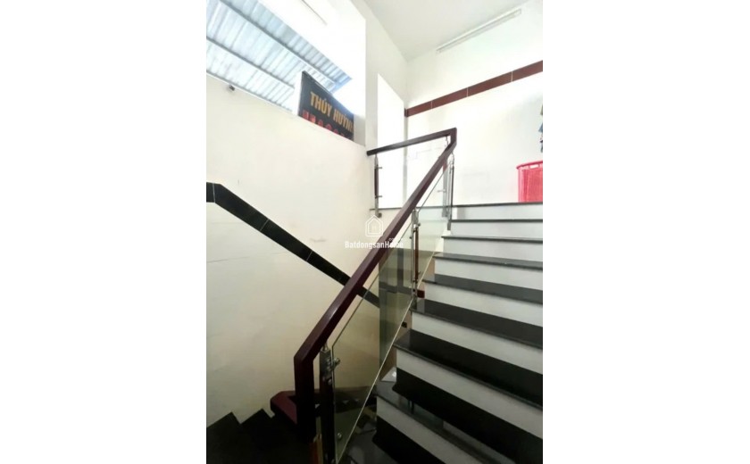 Bán nhà 4 tầng 4.5x24m Lê Văn Khương, Q12 - 10PN, 12WC, KD 420tr/năm, SHR, 7.5 tỷ