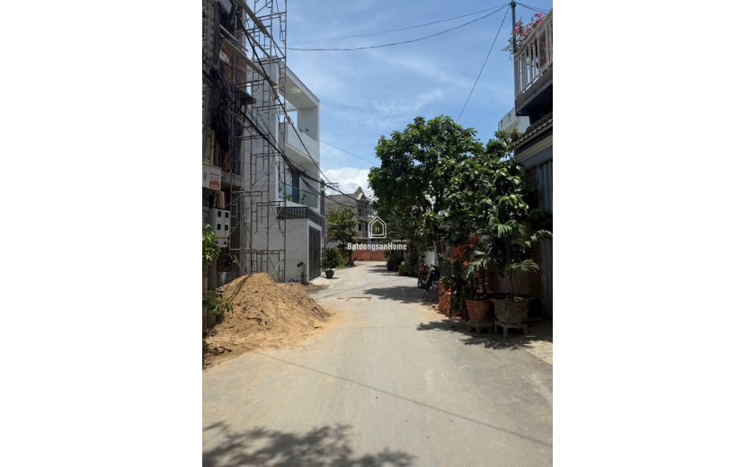 CHỦ GỞI BÁN NHÀ 1 TRỆT 2 LẦU (HOÀN CÔNG) ĐANG HOÀN THIỆN TẠI KDC BỬU HOÀ