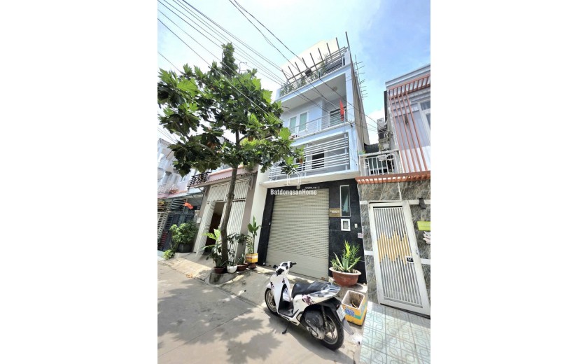 Bán Nhà Xe Hơi Vào Tận Nơi – Đường Trước Nhà 8m – Huỳnh Tấn Phát Nhà Bè