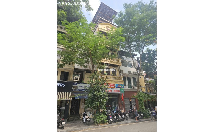 Bán nhà ngõ Phùng Hưng, Hoàn Kiếm, 102m2, 3 tầng, 3PN, Sổ đỏ, giá 92 tỷ. LH: 0932738111