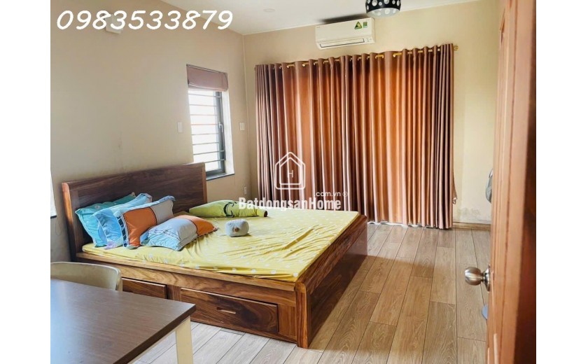 Biệt thự khu bên sông, Hiệp Bình Chánh, Thủ Đức - 198m2 x 4 tầng