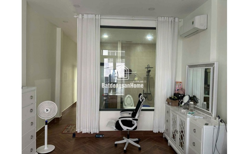 Chính Chủ Bán HXH 182M Lê Thị Bạch Cát, P.11, Q.11: (4.15x20m), Giá Tốt Chỉ 11,5 Tỷ - Liên Hệ Gia Bảo 0981.699.932