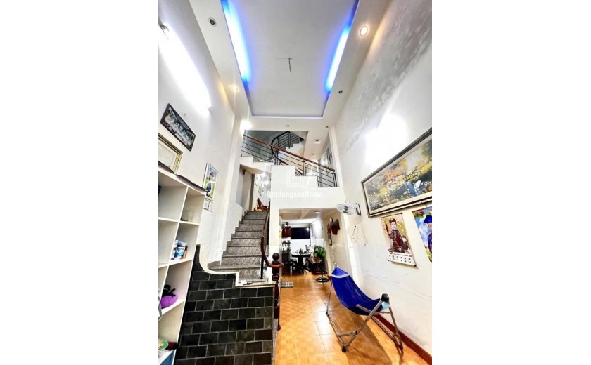 Bán nhà hẻm 198, Phước Long A, Q.9. 46m2, 5 tầng, 3PN, SH. Giá 4.5 tỷ. LH: 0933125879