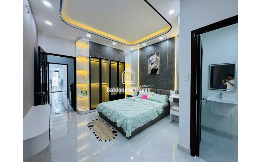 chính chủ bán gấp nhà đẹp hxh full nội thất giá chỉ 7.45 tỷ tại quận 7
