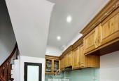 BÁN NHÀ PHỐ TRẠM LONG BIÊN – 30M² X 5 TẦNG, NGÕ Ô TÔ