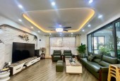 Nhà Đẹp Mới Toanh Phố Trạm, Lô Góc, Ngõ Thông Ôtô, Full Nội Thất, 35m2, 5 Tầng, Gía 6,5 Tỷ.