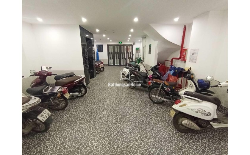 BÁN CHUNG CƯ MINI 18 PHÒNG, GẦN VIỆN E, THÁNG THU 100 TRIỆU