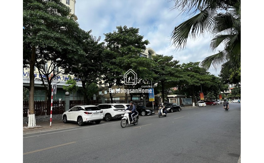 KHU VIP!Phân Lô Lâm Hạ, Ngõ Ôtô tránh, Kinh Doanh dòng tiền, Lô Góc, 80m2, 5 tầng, Gía 27,5 Tỷ.