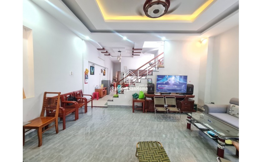 Bán nhà khu Nam Việt Á, mặt tiền Nguyền Đình Chiểu, 152m2, 2 tầng mới đẹp, chỉ 11,6 tỷ