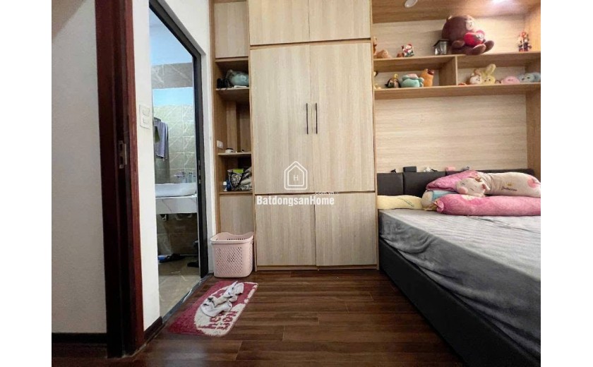 BÁN NHÀ NGỌC LÂM – 35M² x 5TẦNG – GIÁ HƠN 7 TỶ – FULL NỘI THẤT