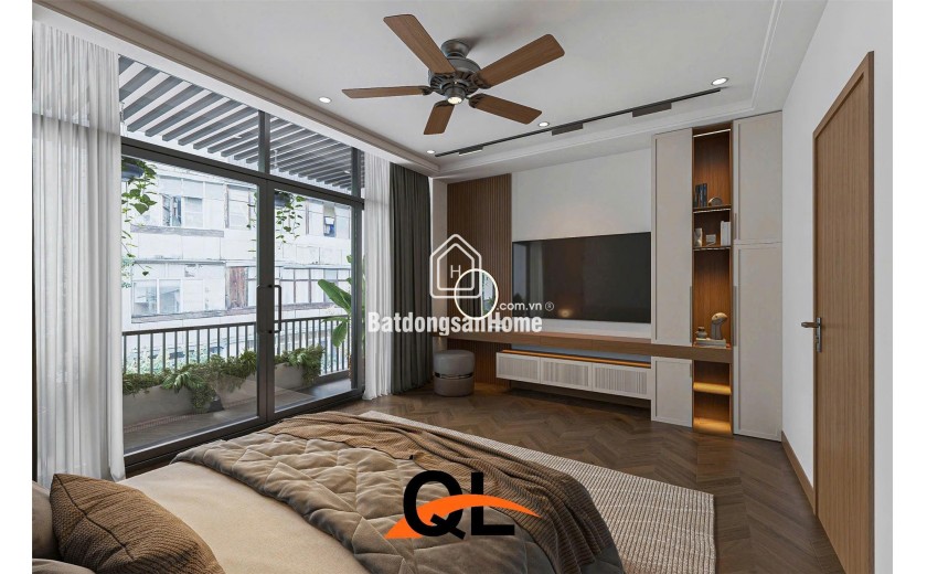 BÁN NHÀ KẺ TẠNH  LONG BIÊN, THANG MÁY – Ô TÔ ĐỖ CỬA, 31M² x 5 TẦNG+ TUM – MT 5,15m