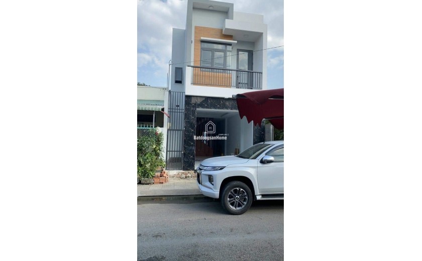 Bán nhà đường Số 8, Phường Trường Thọ, Thủ Đức. DT 80m2, 2 tầng, 2PN, SH, 7.4 tỷ