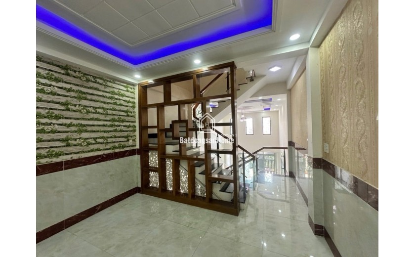 Bán nhà  Lâm Thị Hố,p Tân chánh hiêp  Q.12, 4x17m, 3 tầng, 4PN, SHR,