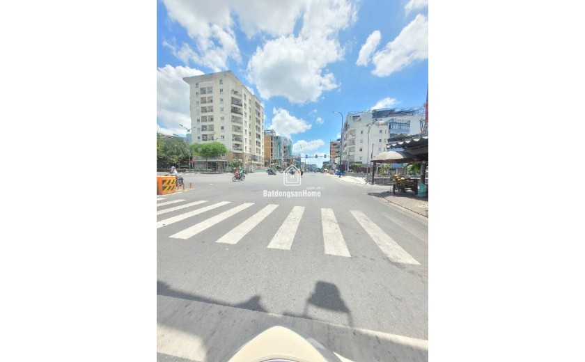 Nhà Bán nhanh Dương Quảng Hàm p5, Gò Vấp: 133m2, 5 tầng, 20 phòng,chdv