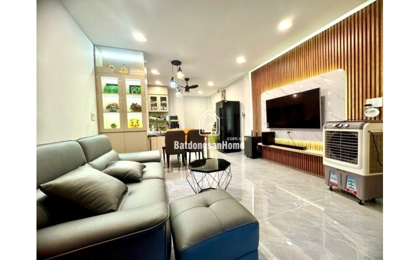 Bán nhà 2 tầng, 56m2, HXH đường 102, Tăng Nhơn Phú A, Q.9. 2PN, SH, 6.35 tỷ.