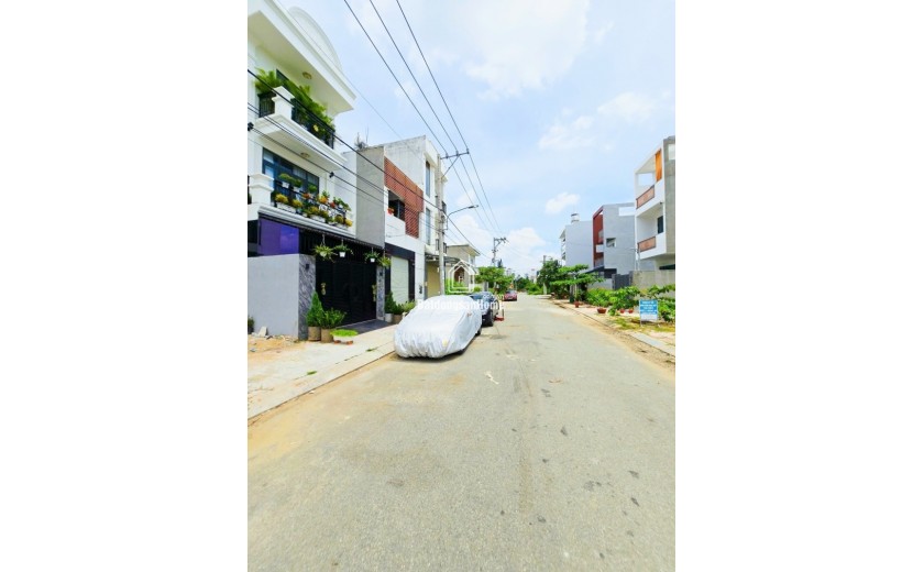 Bán đất thổ cư Đường Long Thuận, Phường Long Phước, TP HCM, DT 59m2, 4 x14.7m, SHR, 3.35 tỷ.