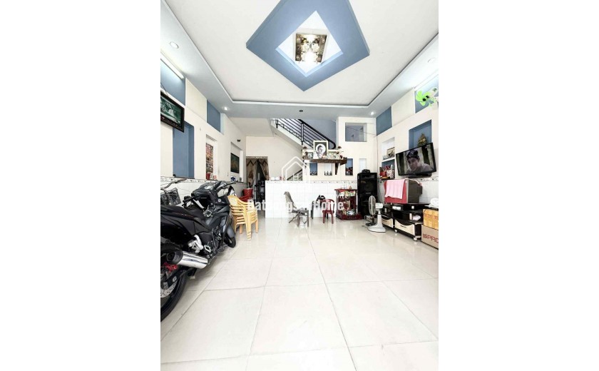 NHÀ 2 TẦNG 80M2 NGANG HƠN 5 MÉT Ô TÔ CÁCH 10M GẦN LÊ THỊ RIÊNG QUẬN 12 - GIÁP GÒ VẤP. CHỈ 3,37 TỶ TL